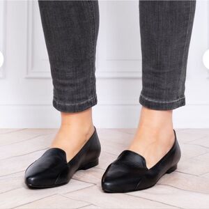 BRAND NEW FOREVER 21 POINTED TOE SLIP-ON WOMEN"S FLAT